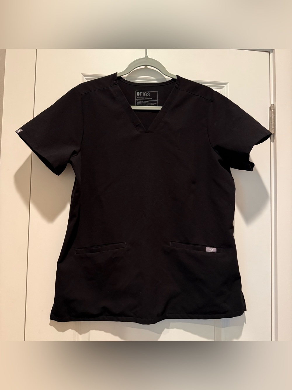 FIGS Casma Black 3-Pocket Scrub Top Technical Collection Women's LARGE L